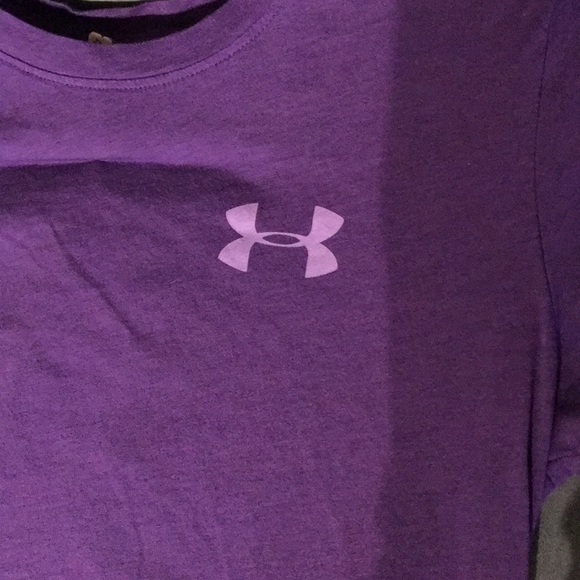 Under Armour Tee - Picture 3 of 5